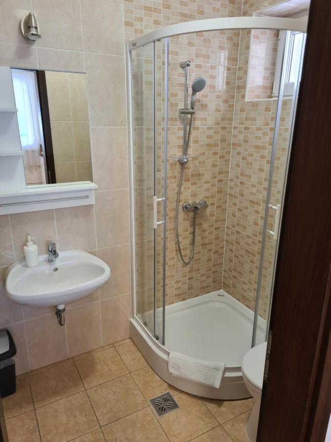 Táncsics Vendégház Siófok Habitación foto