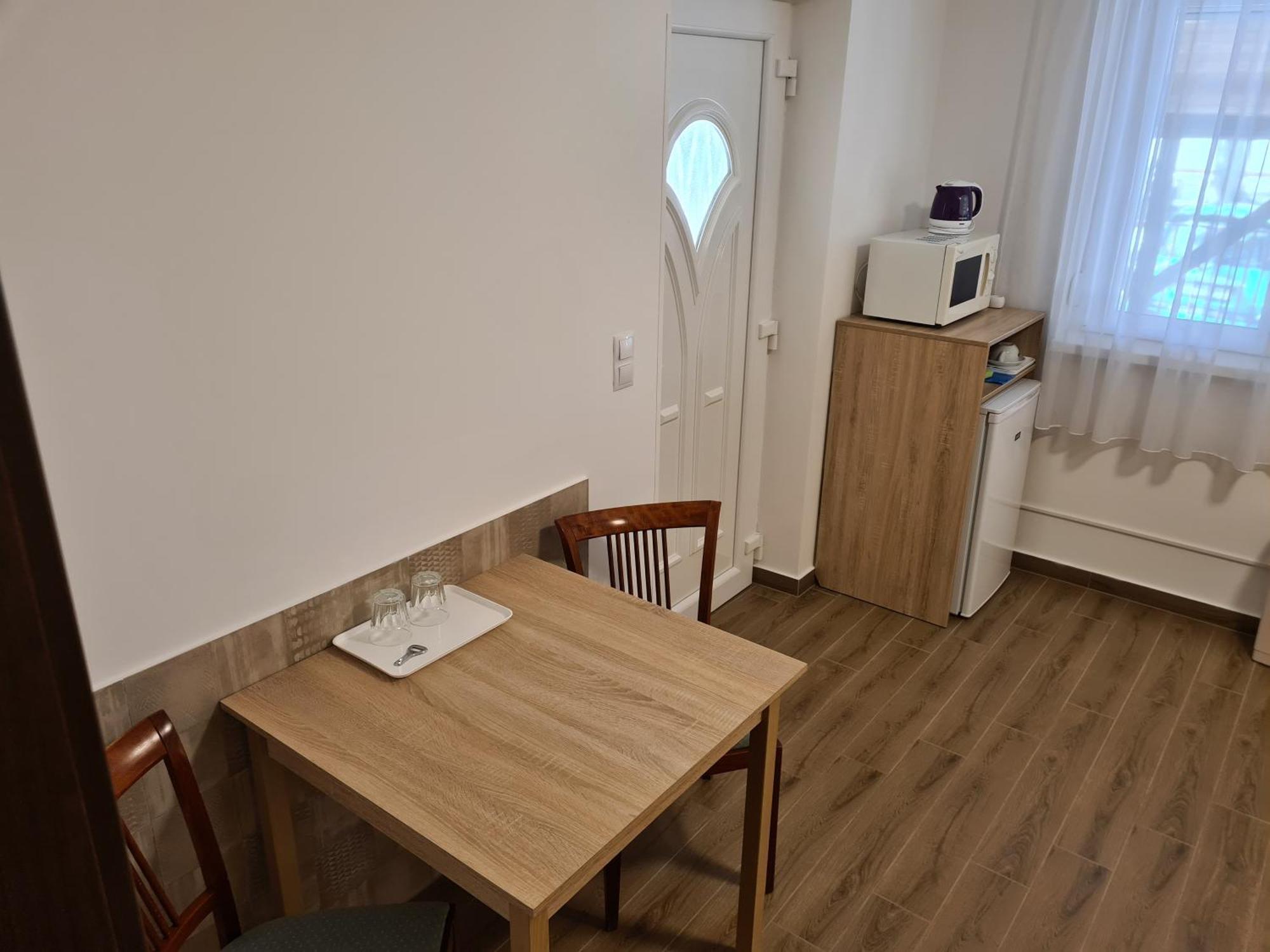 Táncsics Vendégház Siófok Habitación foto