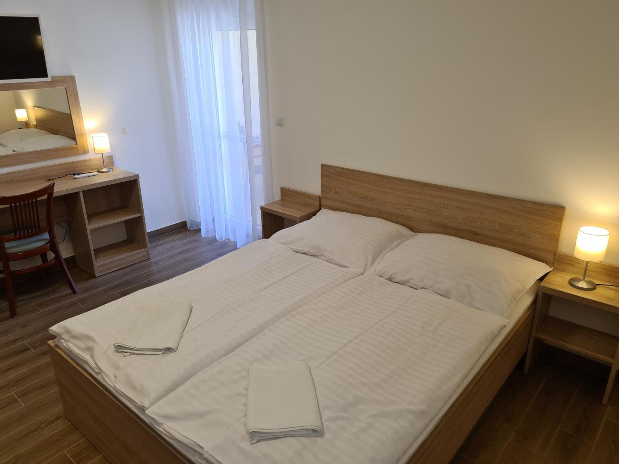 Táncsics Vendégház Siófok Habitación foto